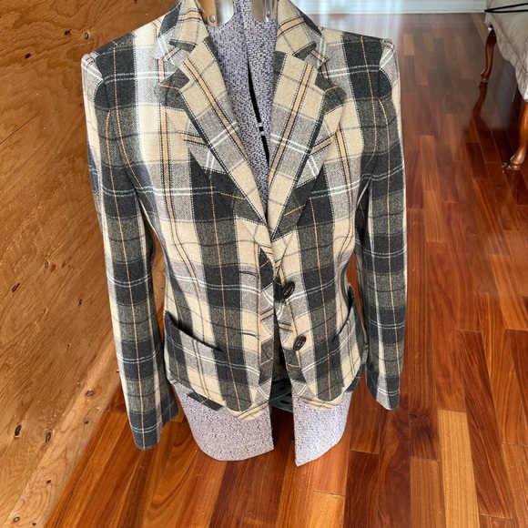 Well tailored Rene Lézard plaid blazer EUC - Picture 2 of 15